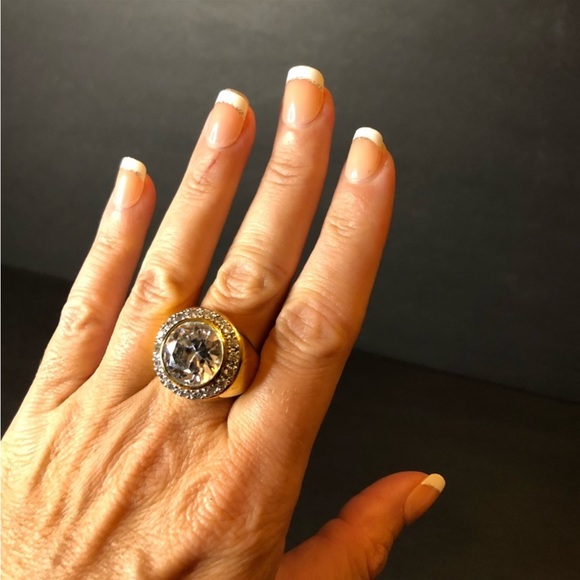 St. John Cocktail Ring - Picture 2 of 6